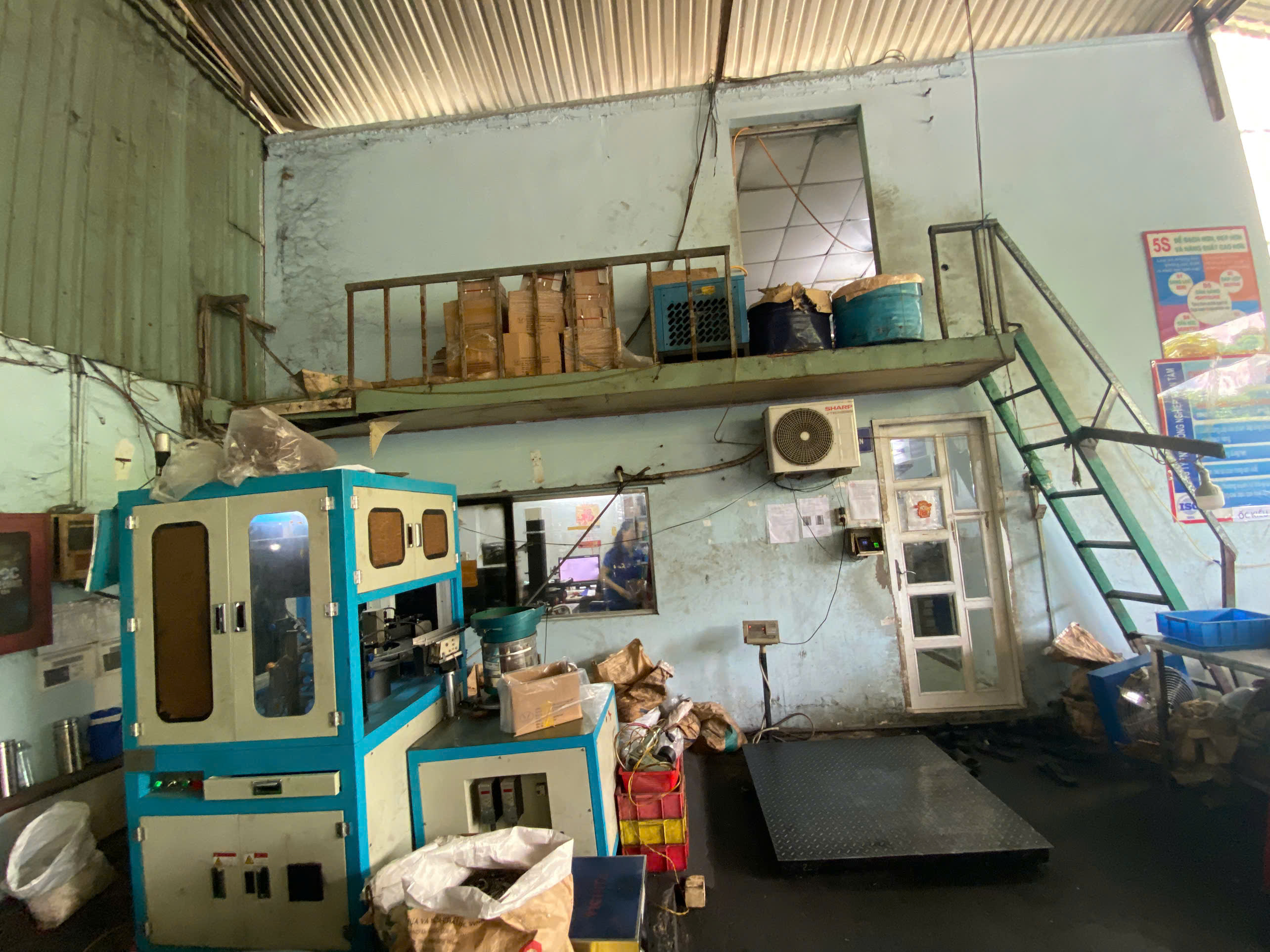 office building 2.jpg